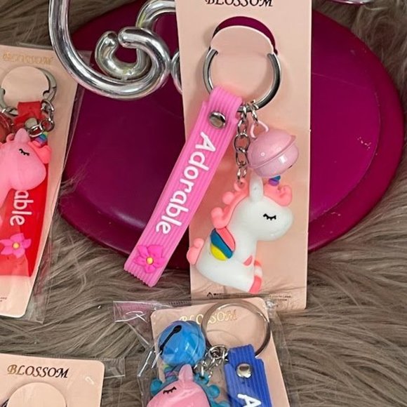 Unicorn Keychain Set - Picture 2 of 3